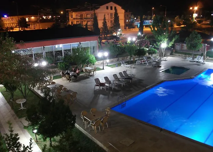Otel Samdan 3*